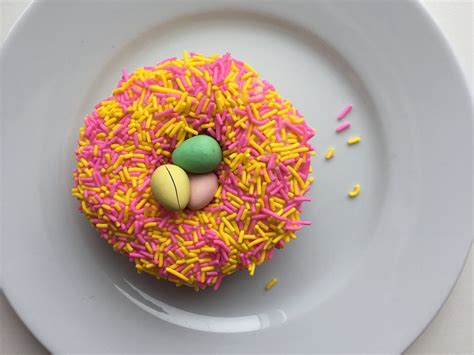 Tim Hortons Mini Eggs Doughnut Review | Chatelaine