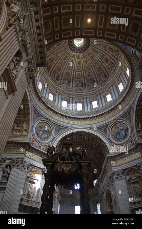 Vatican Basilica dome - Roma - Italy Stock Photo - Alamy