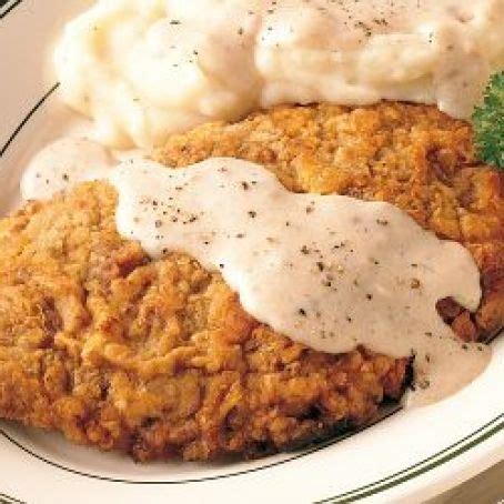 Chicken Fried Steak with Mashed Potatoes and Peppered Cream Gravy ...