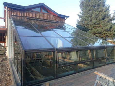 Passive Solar Greenhouses - GREENHOUSES AND SUNROOMS