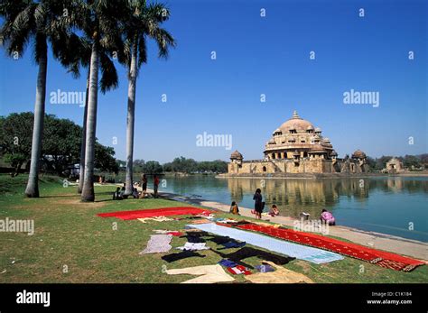 India, Bihar, Sasaram, Sher Shah Mausoleum Stock Photo - Alamy