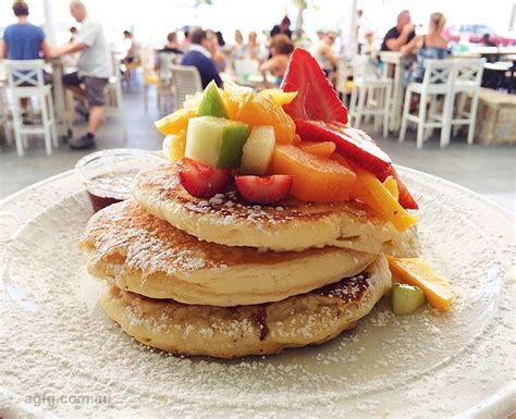 The Surfers Paradise Beach Cafe, Surfers Paradise Restaurants & Dining QLD Australia