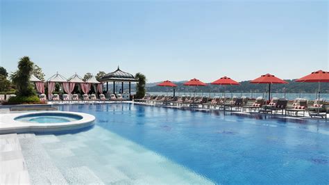 FOUR SEASONS HOTEL ISTANBUL AT THE BOSPHORUS - the Luxury Travel Expert