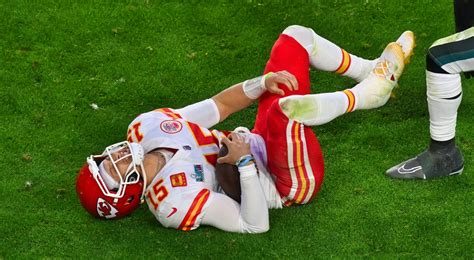 Patrick Mahomes Provides Grim Update On His Right Ankle Injury