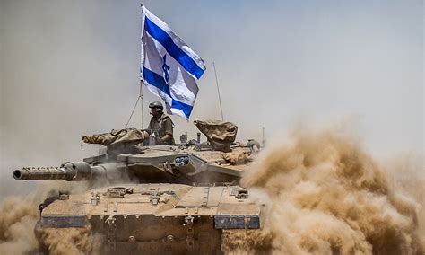 An Israeli tank flies the flag of Israel 3 August 2014 – Johnny Cirucci