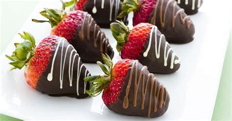 13 Chocolate-Covered Fruit Recipes We Adore - Insanely Good