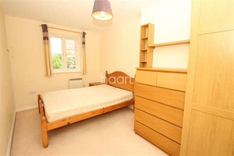 Coopers Court, Kidman Close, Gidea Park 1 bed flat - £230,000