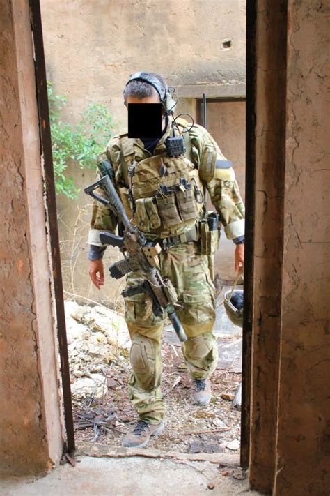 British SAS in Afghanistan [682x1023] | Special forces gear, Special air service, Military ...