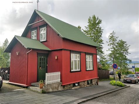 The Colourful Houses of Reykjavik: Photo Essay - Pack your bags