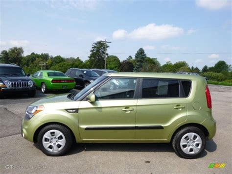 2012 Alien Green Kia Soul 1.6 #96545058 Photo #7 | GTCarLot.com - Car ...