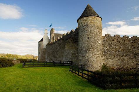 Parke's Castle (Leitrim) - 54°15'53.1648"N, 08°20'03.9444"W - located 5 kilometres (3 miles) NW ...