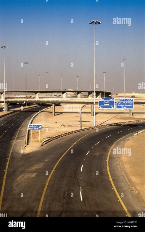 A highway in Dammam Eastern Province, Saudi Arabia Stock Photo - Alamy