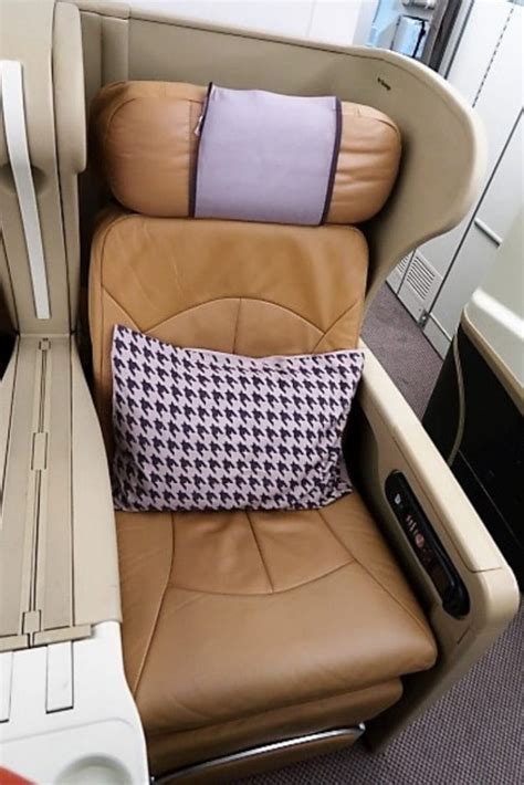 Singapore Airlines A330 business class: SQ271 Singapore to Adelaide