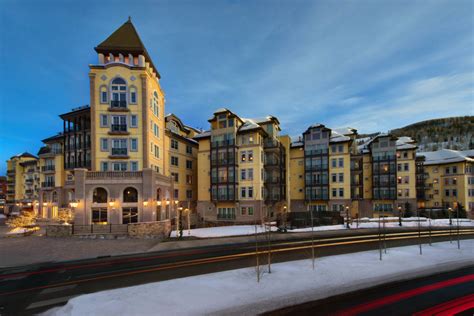 Resort Status | The Ritz-Carlton Club, Vail