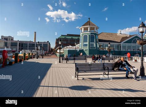 Old town alexandria virginia waterfront hi-res stock photography and images - Alamy