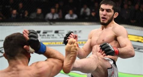 Islam Makhachev and Arman Tsarukyan take UFC St. Petersburg Fight of the Night honors