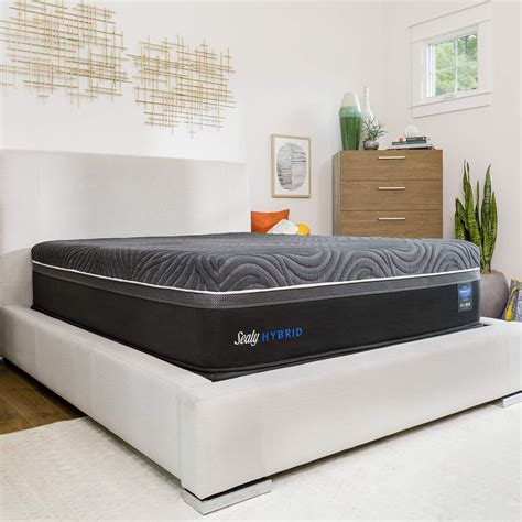 Amazon.com: Sealy Hybrid Premium 14-Inch Firm Mattress, King: Furniture ...