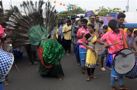 Cultural events launched in Elliot’s Beach to mark Madras Day - The Hindu