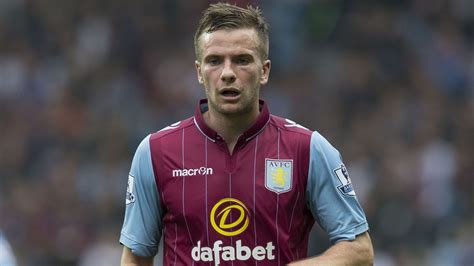 Premier League: Aston Villa boss Paul Lambert calls for goals from Tom Cleverley | Football News ...