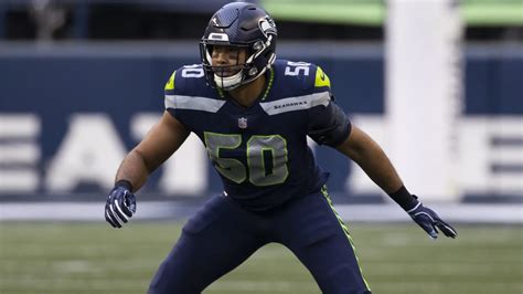 Raiders signing ex-Seahawks LB K.J. Wright to one-year deal