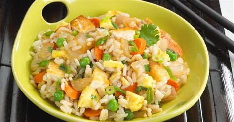 Looking for a kidney-friendly, vegetarian dish? Find recipes like Vegetarian Egg Friend Rice and ...