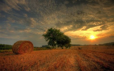 Hay Bales Wallpapers - Wallpaper Cave