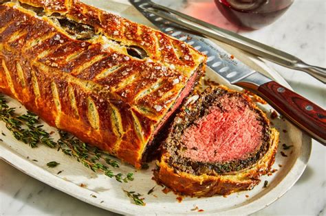 Show-Stopping Beef Wellington Recipe (Easiest Recipe Ever) | Top Chef ...