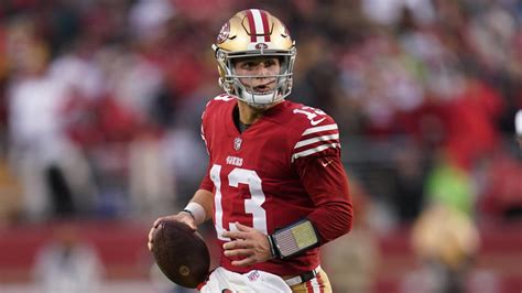 49ers GM reveals 'leader in the clubhouse' for starting QB job | Yardbarker