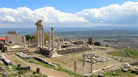 Bergama Acropolis | | Sights - Lonely Planet