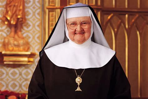 Mother Angelica, foundress of EWTN, dies on Easter