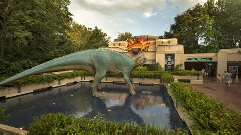 A Hidden Story in DinoLand U.S.A. - WDW RadioWDW Radio