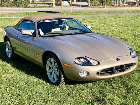 12k-Mile 2003 Jaguar XK8 Convertible for sale on BaT Auctions - sold for $17,500 on April 12 ...