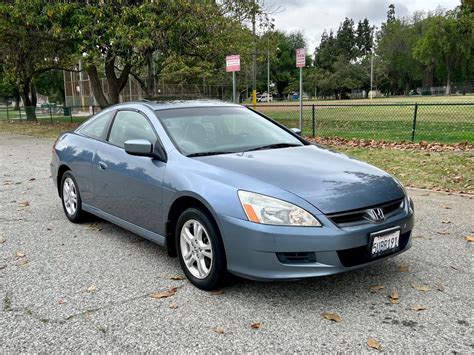 4-Cylinder 5-Speed: 2006 Honda Accord EX Coupe - DailyTurismo