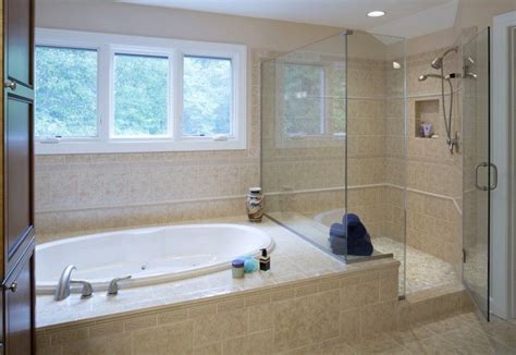 Bathroom With Separate Tub And Shower - Houses & Apartments For Rent