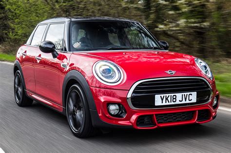 Mini Cooper 5dr 2018 UK review | Autocar