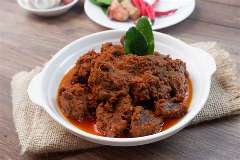 5 Resep Rendang Daging Sapi Spesial Lebaran Menggugah Selera | Frisian Flag Indonesia