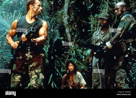 PREDATOR (1987) ARNOLD SCHWARZENEGGER, ELPIDIA CARRILLO, CARL Stock ...