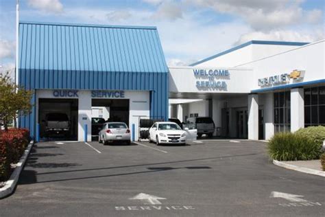 Tracy Chevrolet car dealership in Tracy, CA 95304 | Kelley Blue Book