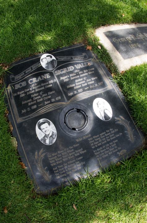 113 best images about Famous graves on Pinterest | Country music ...