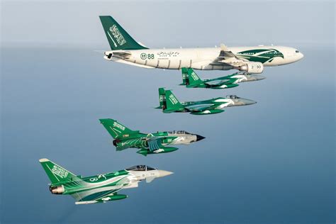 Air-to-Air Shots of the Saudi Special Colored Aircraft during the 88th National Day Celebrations ...