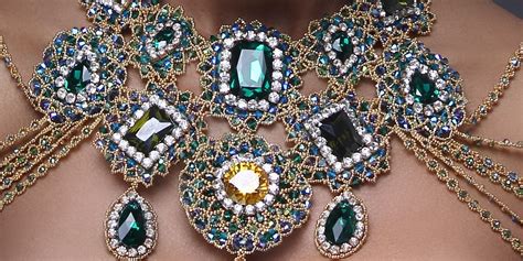 Tips for Winning Beading & Jewelry-Making Competitions | Interweave