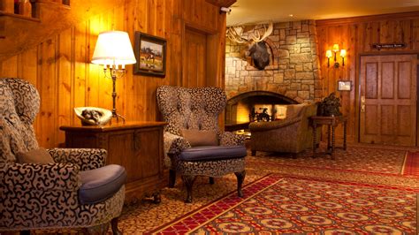 Jackson Hole, WY Historic Luxury Hotel - The Wort Hotel