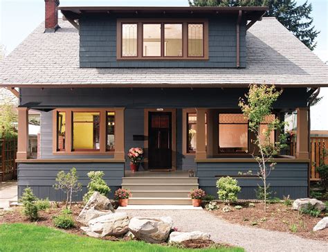 Pin by Meredith Eaton on Home misc. | Craftsman bungalows, House paint exterior, Craftsman house