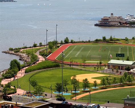 Weehawken Waterfront Park on the Hudson River, New Jersey | Flickr