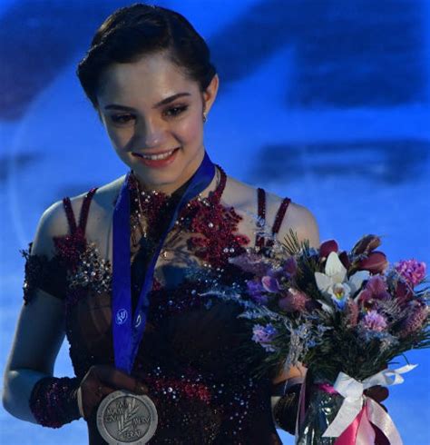 New coach Evgenia Medvedeva encountered difficulties, agreeing to work ...