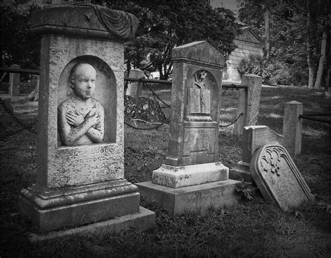 Rest In Peace, Sleepy Hollow Cemetery, Sleepy Hollow, NY in 2020 | Cemetery statues, Sleepy ...