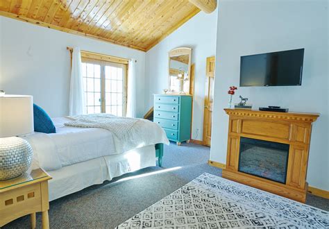 Winter Park Accommodations | Take in the Rustic Charm of Sage Room