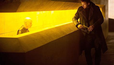 Blade Runner 2049, Villeneuve a hombros de gigantes para bien y para mal | El Descafeinado