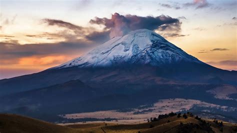 Top 10 most dangerous volcanoes in the world | Daily Sabah