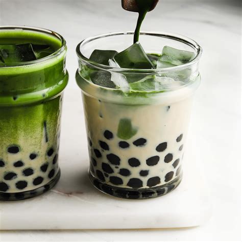 Iced Matcha Boba Tea | Lindsey Eats